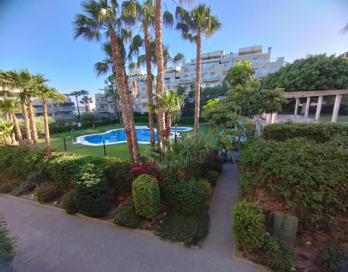 Altos Del Toril 2 Habitaciones Wifi Y Parking 토레몰리노스 외부 사진